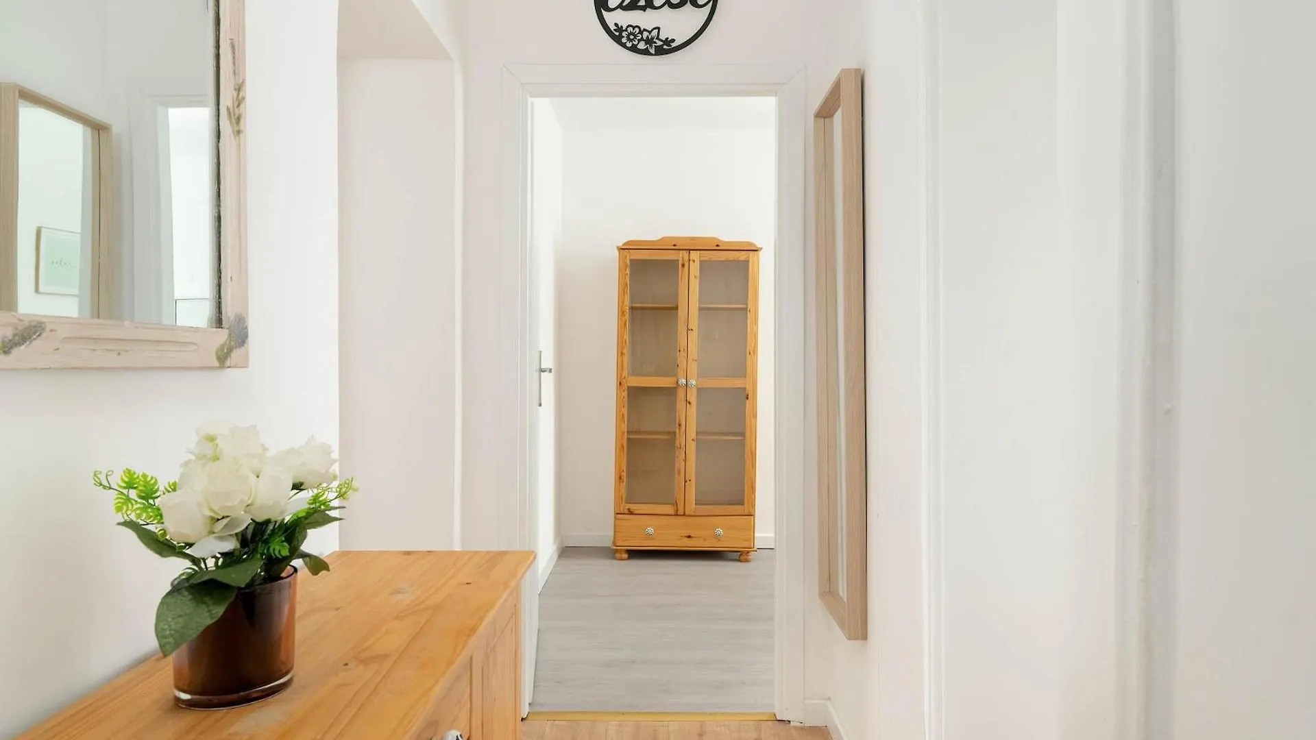 Wyjatkowy Apartament Z Balkonem By Noclegi Renters Poznań Appartement
